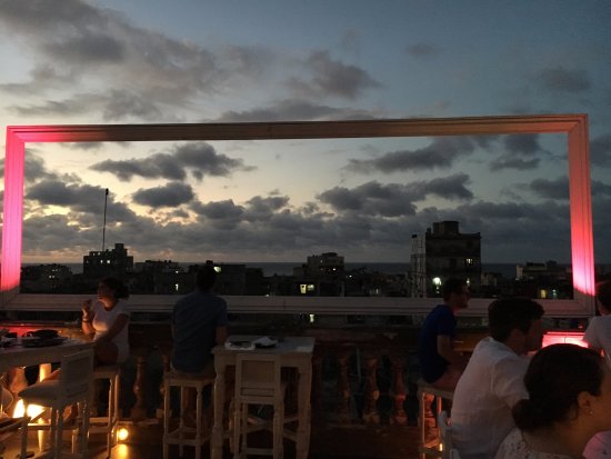 rooftop-bar-view